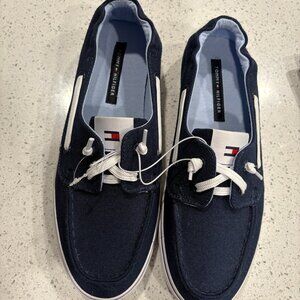 Tommy Hilfiger OIMATE Slip On Boat Shoes Navy Deck Shoe sz 6M 6 NEW